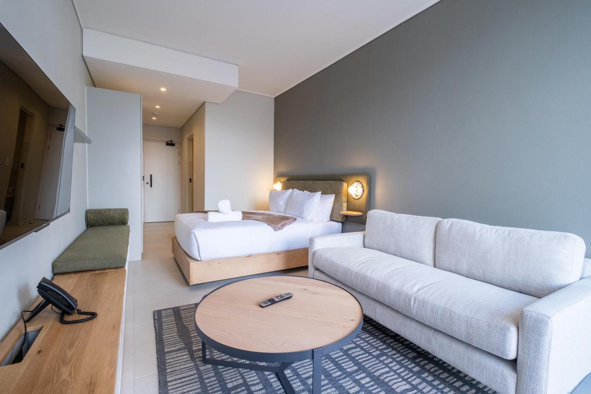 The Rose 405: Modern Studio Aprt With Rooftop Pool * Cape Town