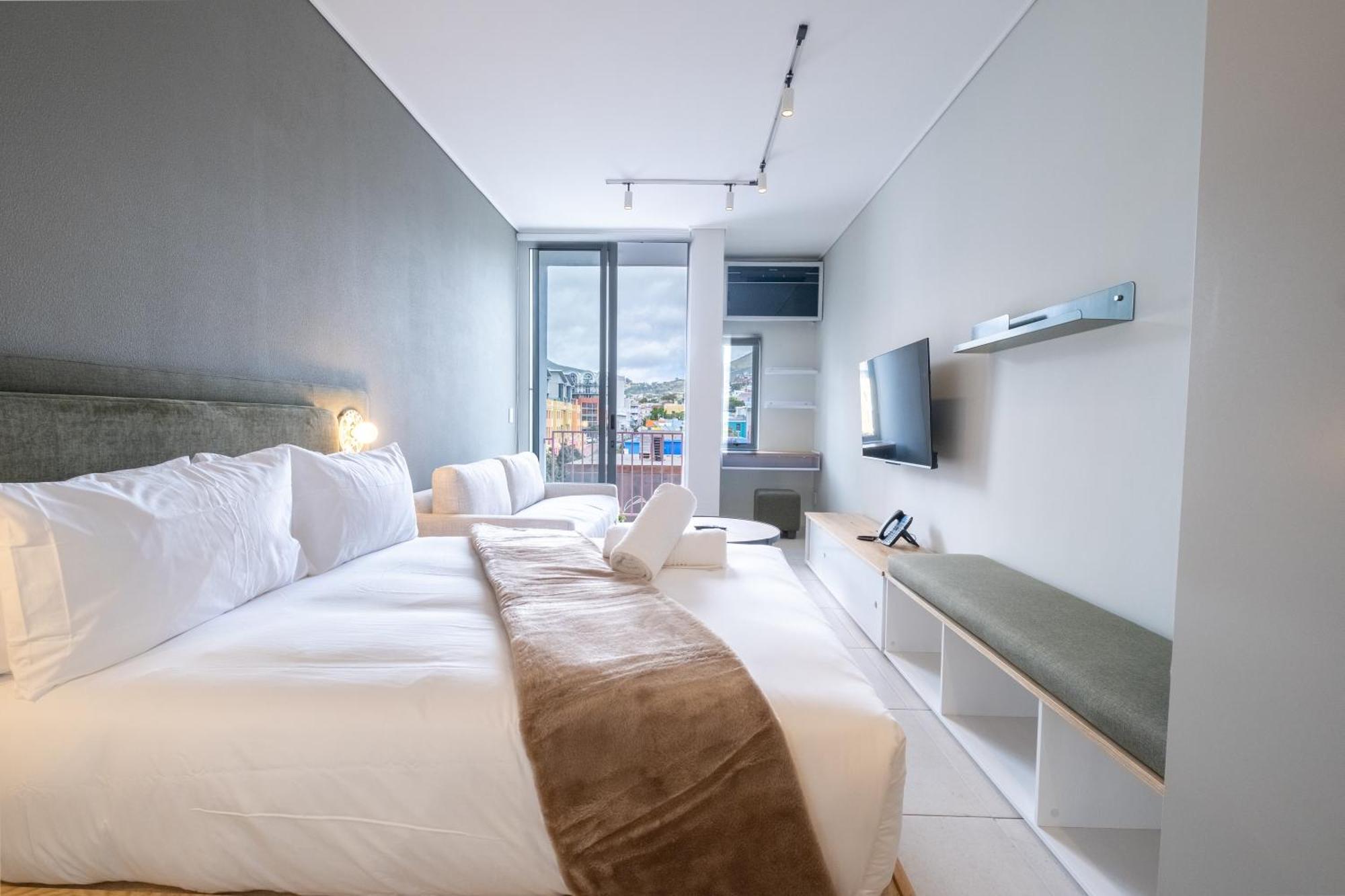 The Rose 405: Modern Studio Aprt With Rooftop Pool * Cape Town