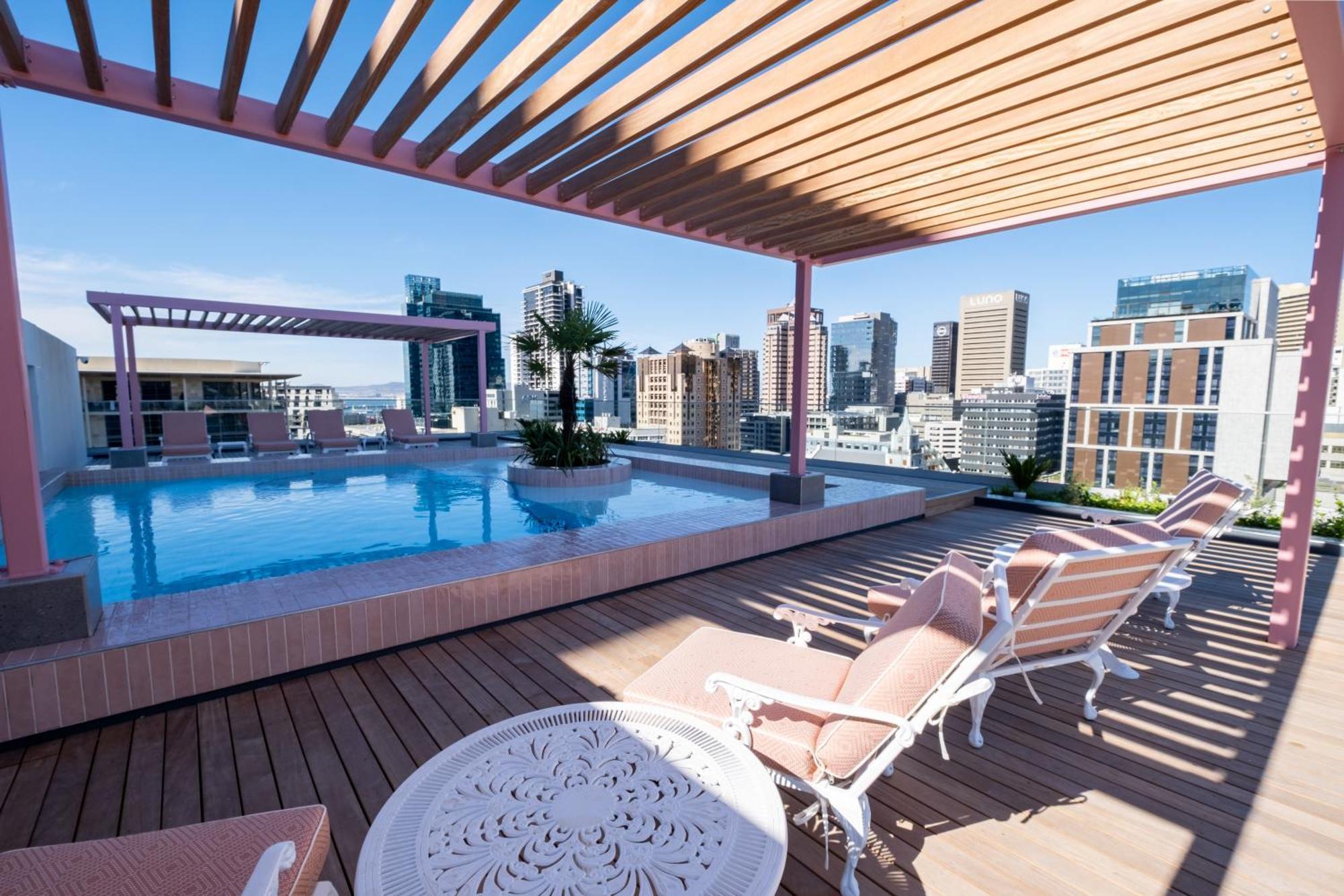 The Rose 405: Modern Studio Aprt With Rooftop Pool Apartment Cape Town